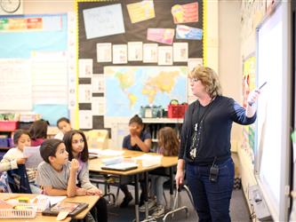 teacher teaching class