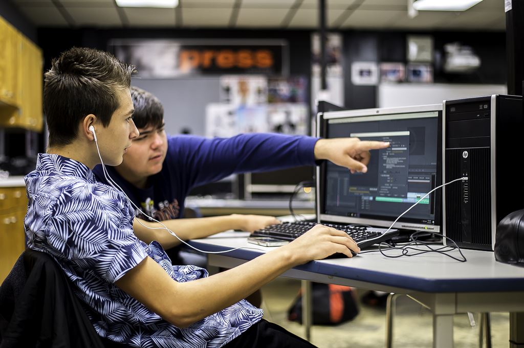 children on computer